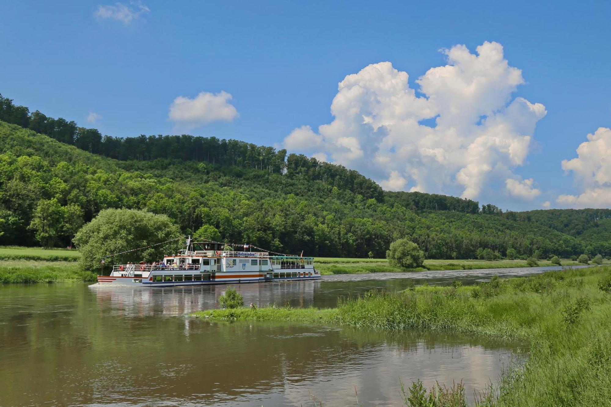 Ferienwohnungen Am Weserstrand Bodenwerder Exterior foto